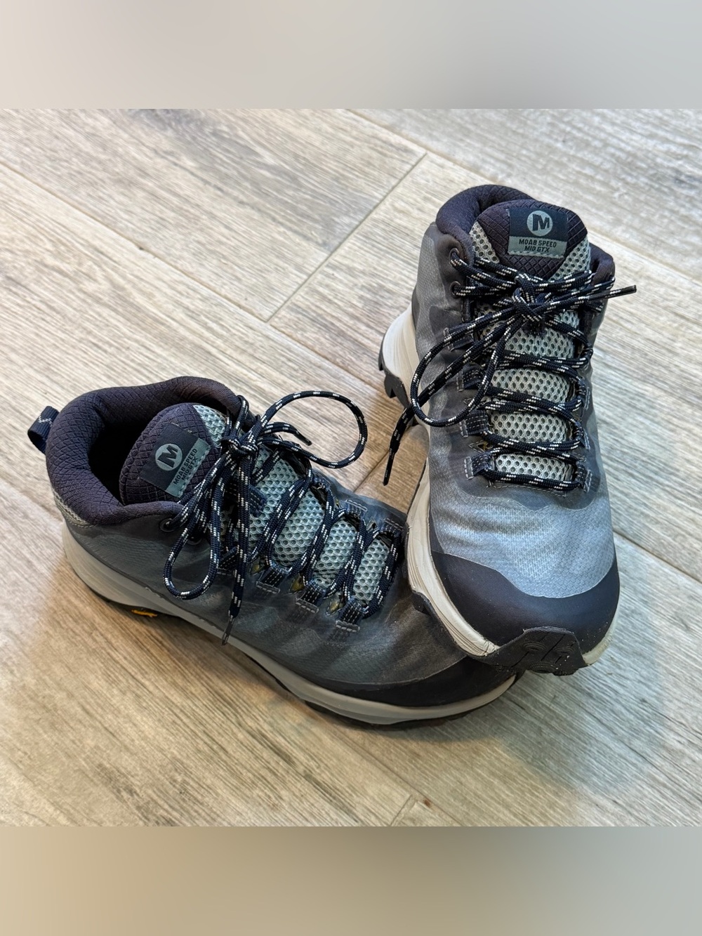 MERRELL Moab Speed Mid GORE-TEX Navy Women's Size 7 J135418 Hiking Boots